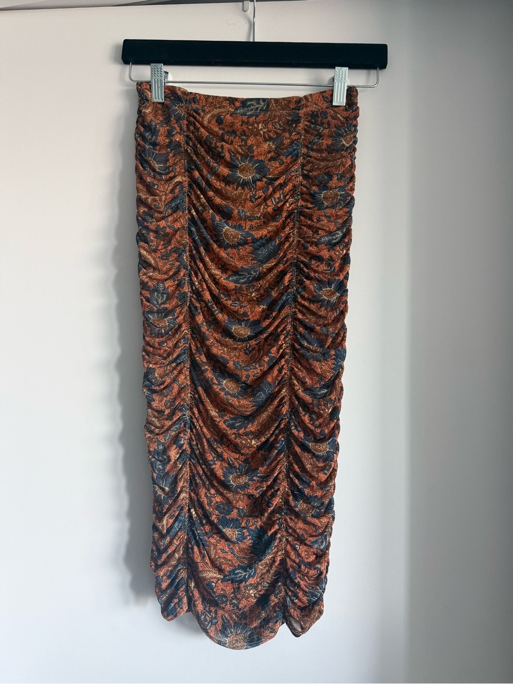 🌻 House of Harlow NWOT Ruched Floral Midi Skirt - Burnt Orange & Navy